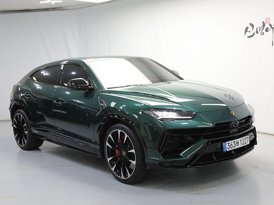 LAMBORGHINI URUS - 5