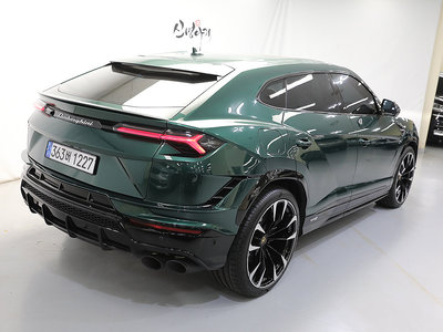 LAMBORGHINI URUS - 2