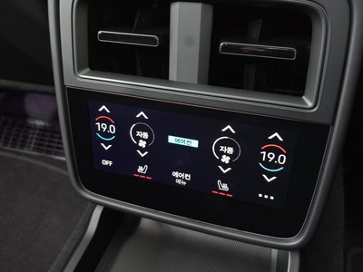 2022 Porsche TAYCAN 缩略图 34