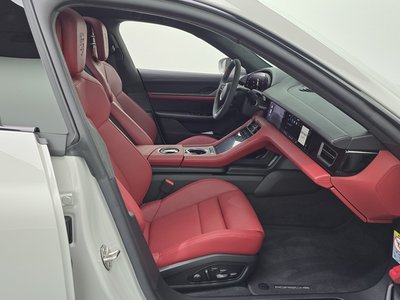 2022 Porsche TAYCAN 缩略图 16