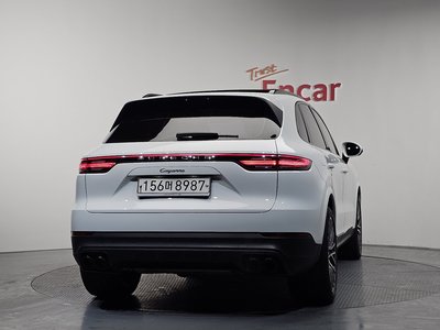 PORSCHE CAYENNE - 4