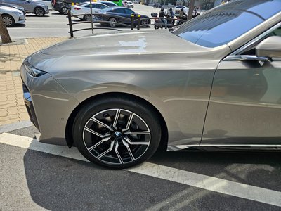 BMW 7 SERIES - 9