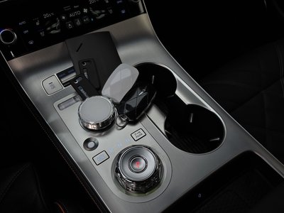 2025 Genesis GV70 — миниатюра 12