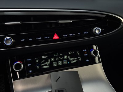 2025 Genesis GV70 — миниатюра 24