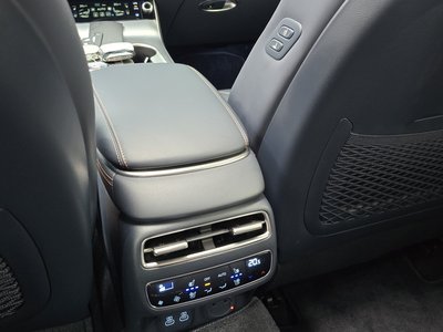 2025 Genesis GV70 — миниатюра 26