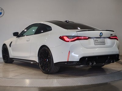 صورة 7 لـ 2024 BMW M4 COUPE