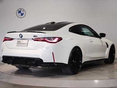 صورة 9 لـ 2024 BMW M4 COUPE