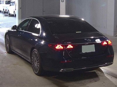 MERCEDES-BENZ E-CLASS - 2