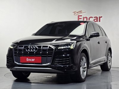 2023 AUDI Q7 photo 1
