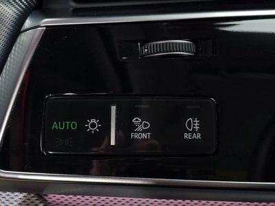 2023 AUDI Q7 — миниатюра 18