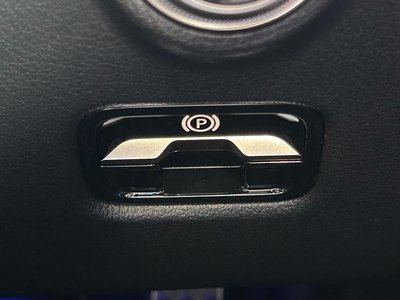 2026 Mercedes-BENZ C-CLASS 缩略图 27