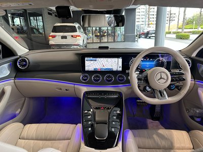 MERCEDES-BENZ GT AMG - 8