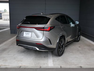 2025 Lexus NX — фото 2