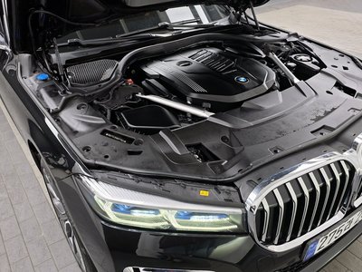 BMW 7 SERIES - 7