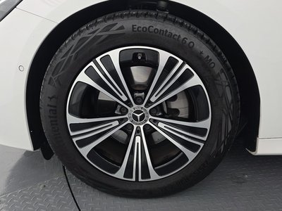 MERCEDES-BENZ E-CLASS - 6