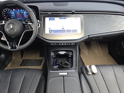 MERCEDES-BENZ E-CLASS - 5
