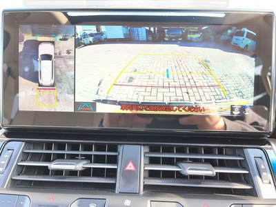 TOYOTA LAND CRUISER 300 - 7