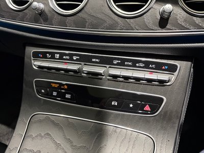 MERCEDES-BENZ E-CLASS - 9