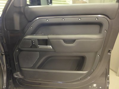 صورة مصغرة 17 لـ 2022 LAND Rover DEFENDER