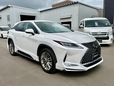 صورة 5 لـ 2021 Lexus RX