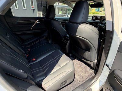 2021 Lexus RX — миниатюра 27