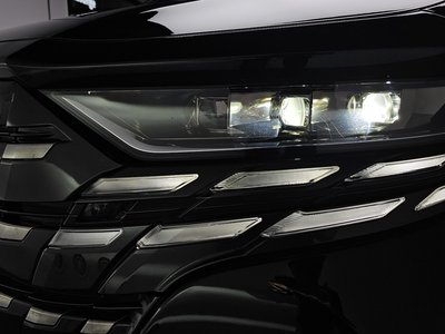 TOYOTA ALPHARD - 9