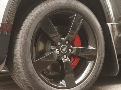 LAND ROVER DEFENDER - 3