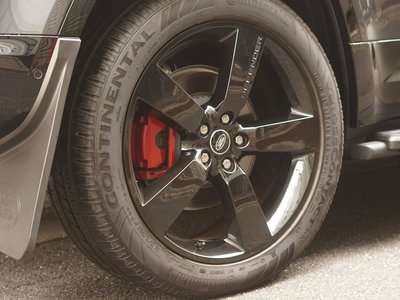 LAND ROVER DEFENDER - 7