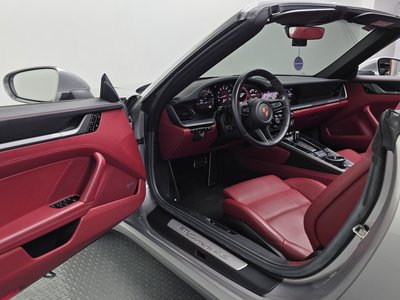 صورة 10 لـ 2020 Porsche 911