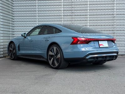 AUDI E-TRON GT QUATTRO - 8