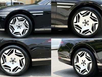 صورة 6 لـ 2022 Genesis G90 (RS4)