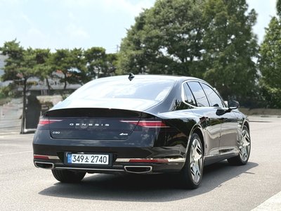 صورة 4 لـ 2022 Genesis G90 (RS4)
