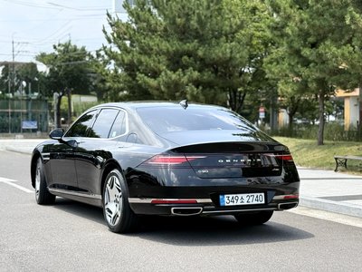 صورة 2 لـ 2022 Genesis G90 (RS4)