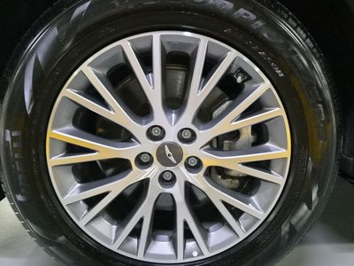 2022 Genesis GV80 thumbnail 18