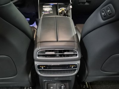 2022 Genesis GV80 thumbnail 15