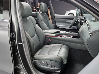 2022 Genesis GV70 — фото 10