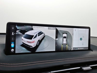 2022 Genesis GV70 — миниатюра 16
