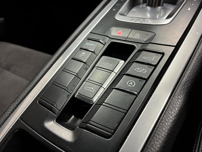 صورة مصغرة 24 لـ 2020 Porsche 718