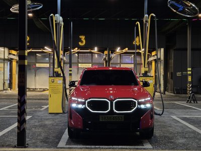 صورة 2 لـ 2023 BMW XM