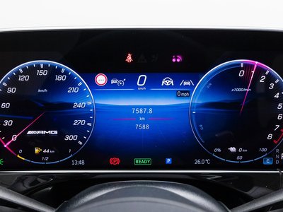 MERCEDES-BENZ E-CLASS - 8