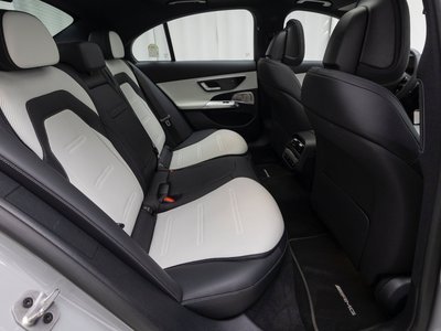 MERCEDES-BENZ E-CLASS - 10