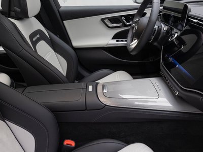 MERCEDES-BENZ E-CLASS - 9
