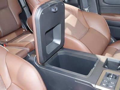صورة مصغرة 38 لـ 2024 Toyota LAND CRUISER 250