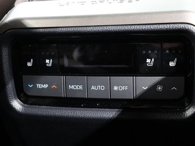 صورة مصغرة 39 لـ 2024 Toyota LAND CRUISER 250