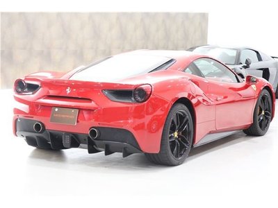 FERRARI 488 - 4