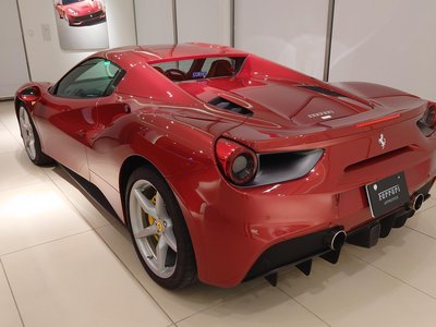 2019 Ferrari 488 SPIDER photo 11