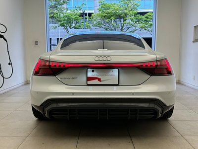 صورة 8 لـ 2023 AUDI E-TRON GT QUATTRO
