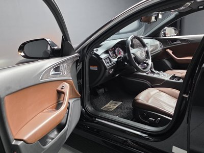AUDI A6 - 10