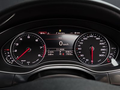 AUDI A6 - 8