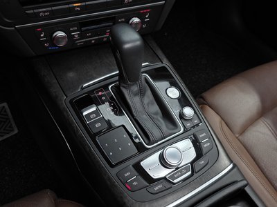 AUDI A6 - 9